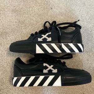 men’s 7.5 off white virgil abloh vulcanized leather low top